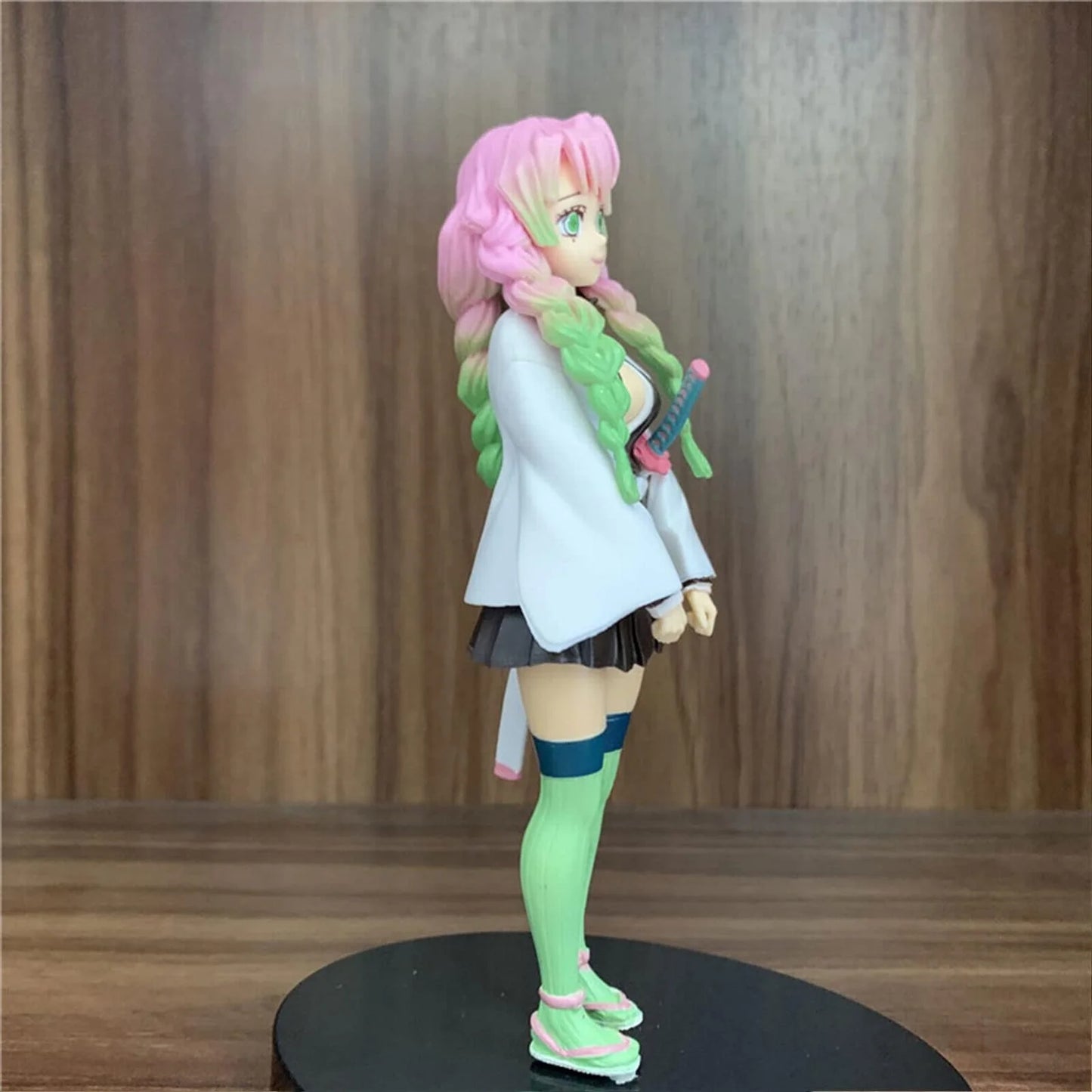Anime Figures Action Figure 6.3Inch PVC Model Toys Fan Mitsuri Kanroji Figure Doll Eat Rice Action Figure Toys Anime Character Action Figure Onigiri Love Pillar