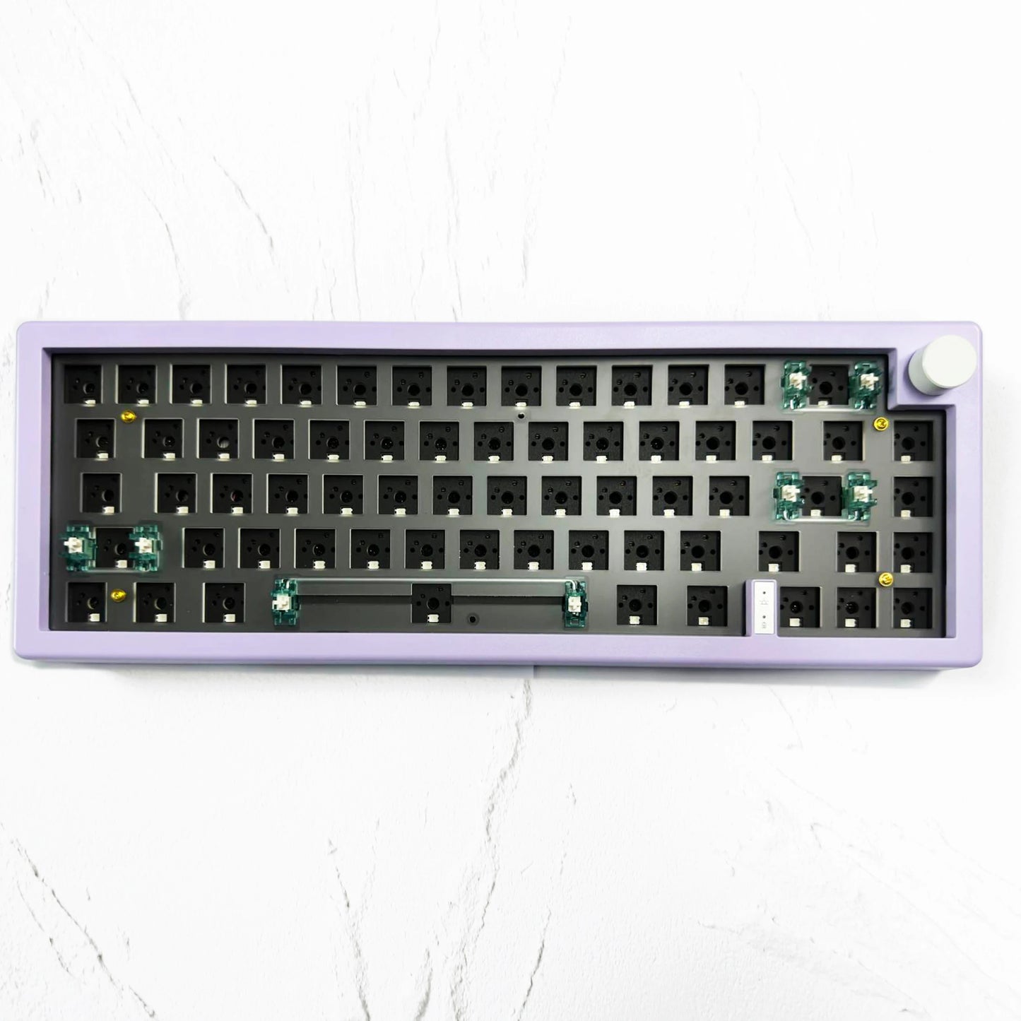 Hot Swappable Mechanical Keyboard Gasket Bluetooth 2.4G RGB Backlit Gasket Structure Keyboard 3 Mode Customized Keyboard