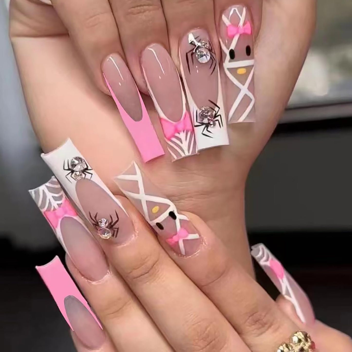24Pcs Pink Press on Nails Short Square Fake Nails French Tip Press Ons with Flower Bow Charms Design Acrylic False Nails Glitter Rhinestone Glue on Nails Glossy Artificial Stick on Nails Kit for Women