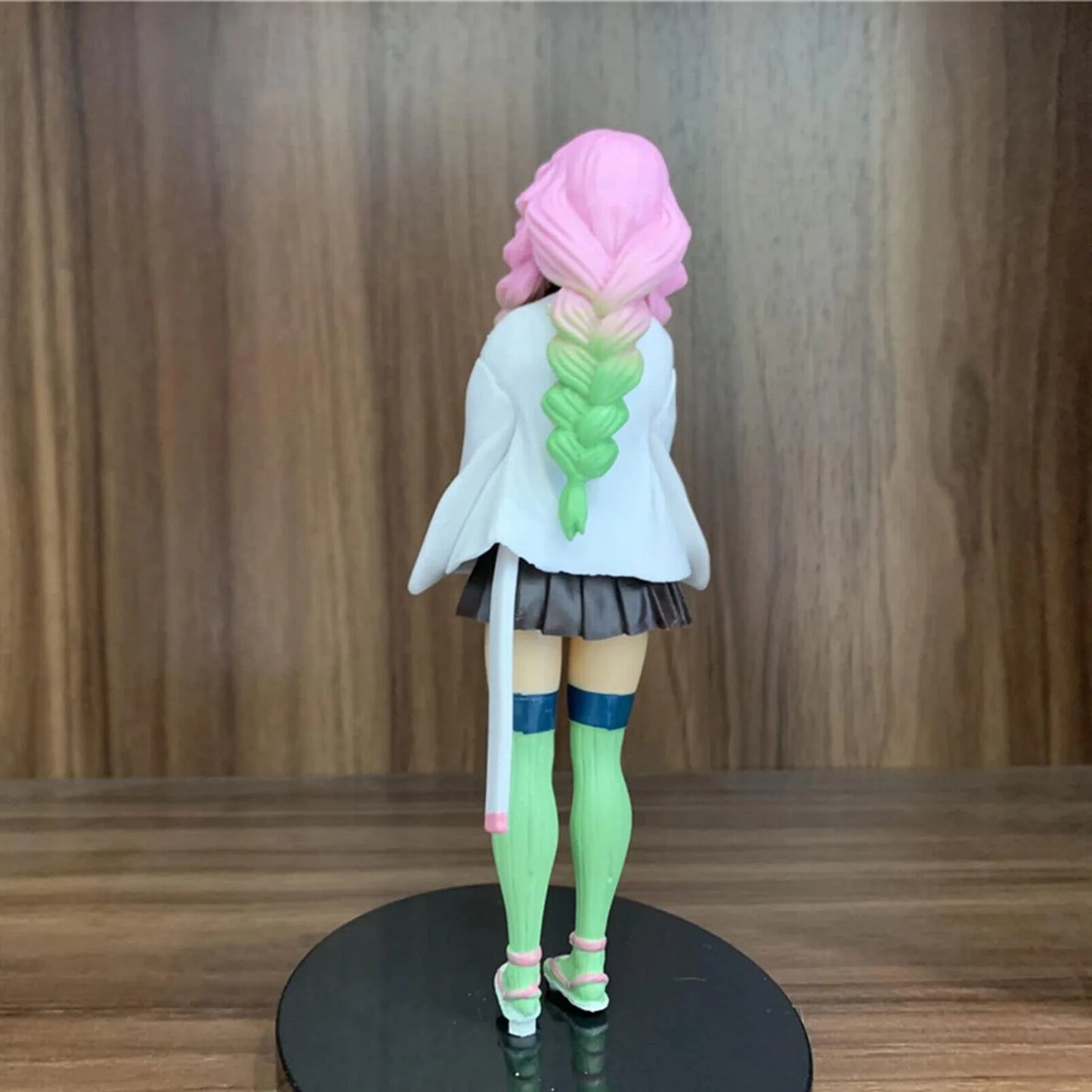 Anime Figures Action Figure 6.3Inch PVC Model Toys Fan Mitsuri Kanroji Figure Doll Eat Rice Action Figure Toys Anime Character Action Figure Onigiri Love Pillar