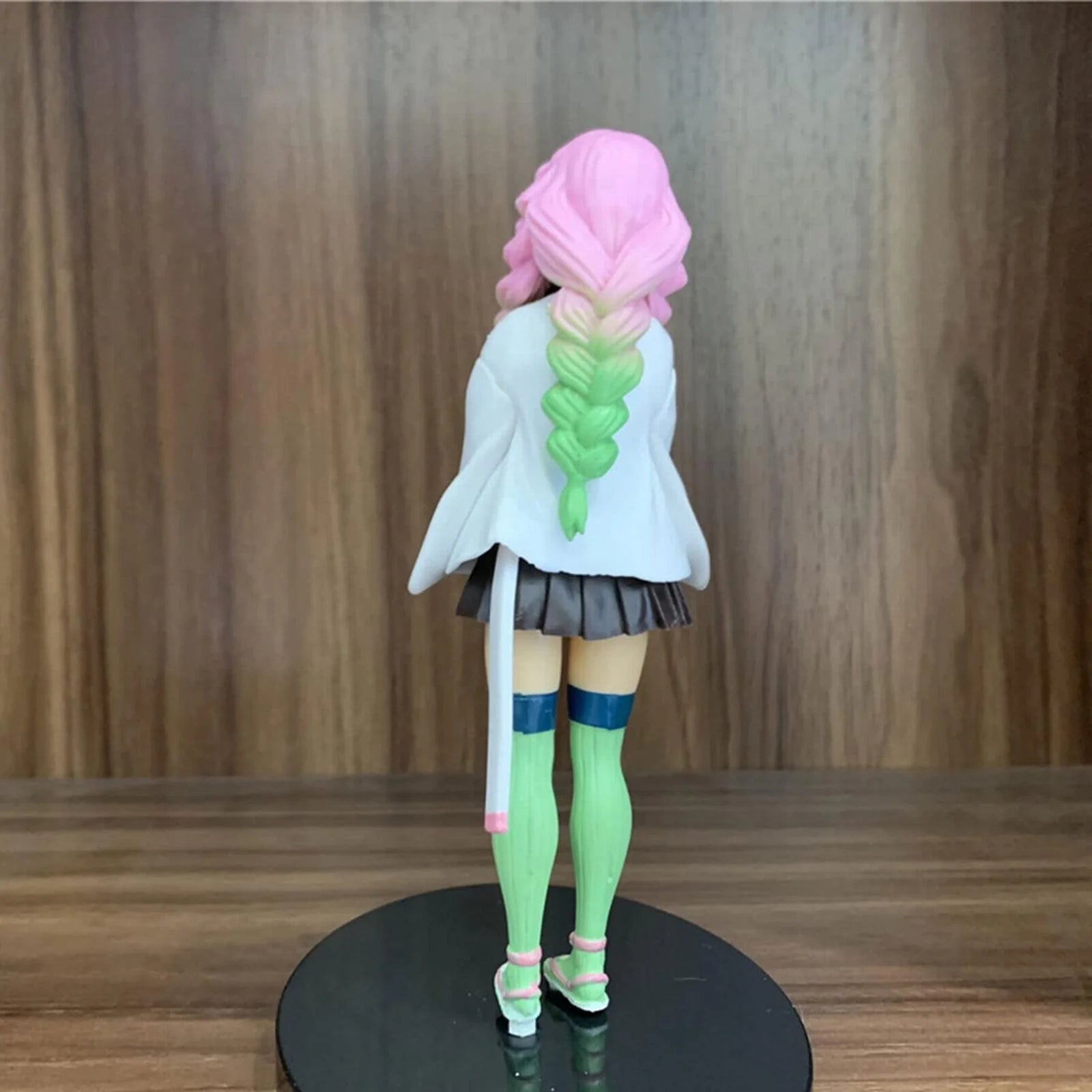 Anime Figures Action Figure 6.3Inch PVC Model Toys Fan Mitsuri Kanroji Figure Doll Eat Rice Action Figure Toys Anime Character Action Figure Onigiri Love Pillar