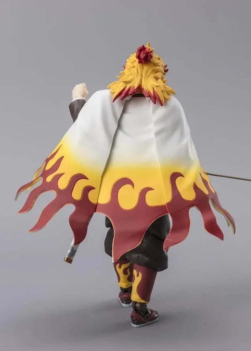 Bandai - Demon Slayer - Ultimate Legends - Kyojuro Rengoku Action Figure